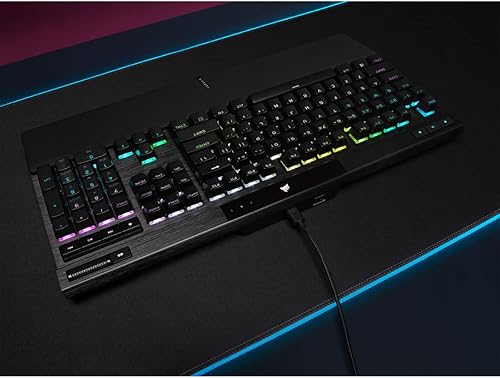 Miniatura 7 de Corsair Teclado mecánico para juegos K70 RGB PRO con cable (interruptores Cherry MX RGB rojos lineal y rápido, 8,000Hz Hyper-Polling, teclas PBT