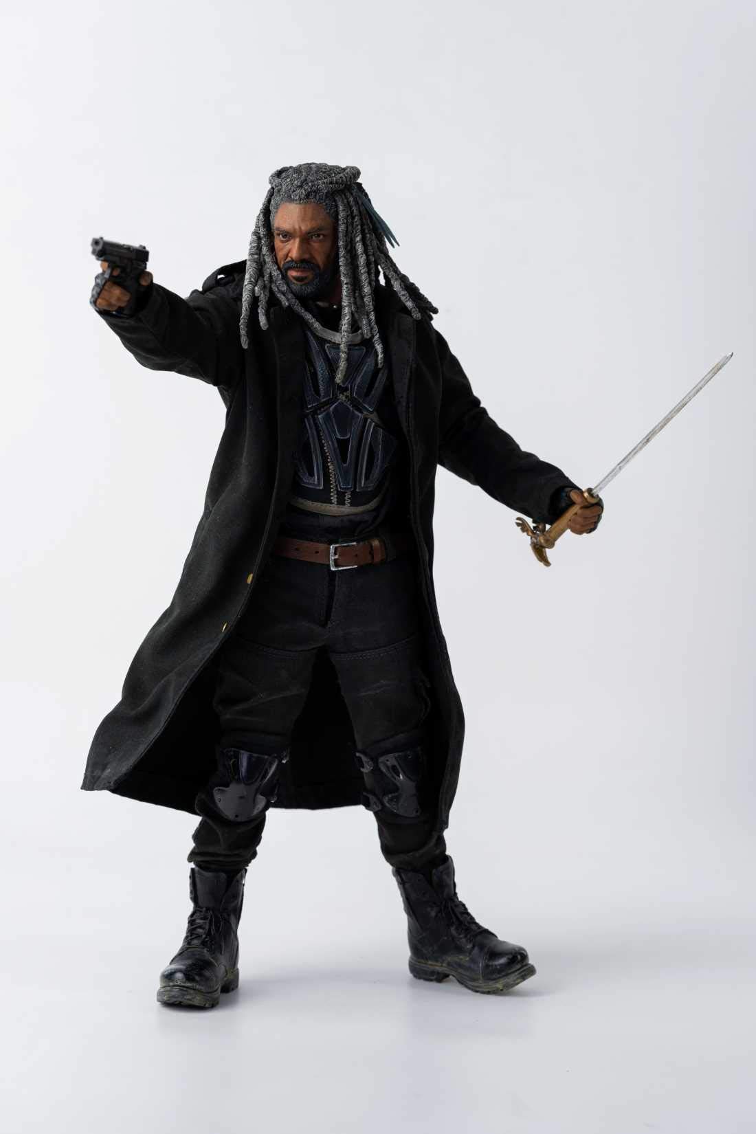 Amazon.com: threezero The Walking Dead: King Ezekiel 1:6 Scale