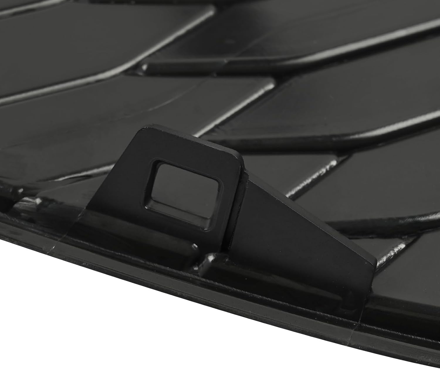 Front Bumper Fog Light Cover - Right Side Glossy Black Bezel Frame Compatible with Toyota Camry SE/XSE 2021-2024 | Replaces 81481-06220 TO1039242 | Fog Lamp Housing Trim Panel Accessory - Image 7