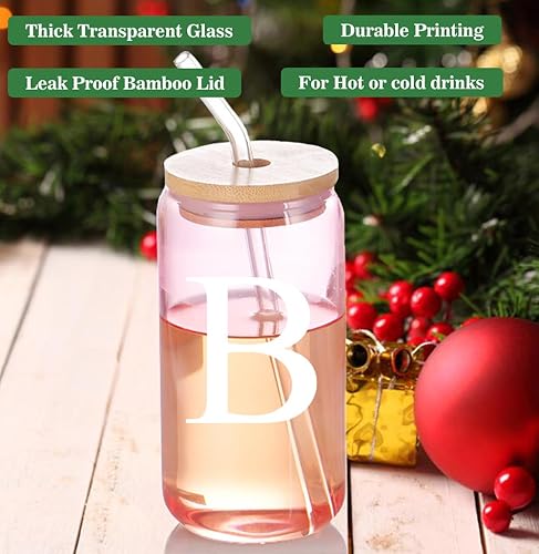 Miniatura 3 de Vaso de vidrio personalizado con inicial de 16 onzas con tapa y pajita. Vaso con forma de lata de 16 onzas de letra B. Vaso de cerveza personalizado