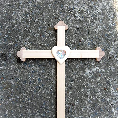 Cruz de madera cristiana para crear un altar de oración en casa con diseño elegante 4