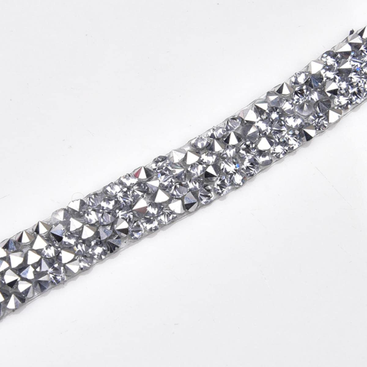 Garniture strass cristal de 10mm pour personnaliser une robe de mariée et artisanat mariage