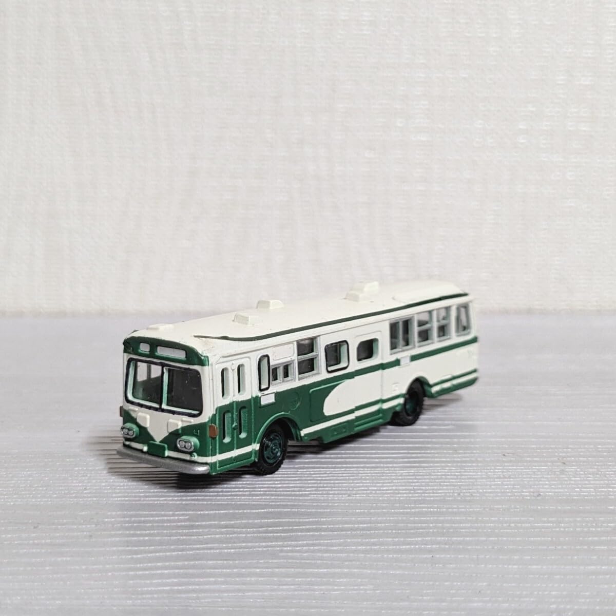 Amazon | 【日本製】 1/150 レトロ バス ミニカー ミニチュア Nゲージ