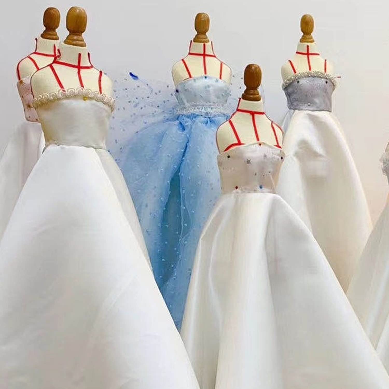 Amazon.com: ArtsPavilion Dress Form Mannequin for Doll Clothes Miniature  Sewing Dress Display Rack with Wooden Round Base Fully Pinnable Tailor  Manikins 1/2 a : Everything Else
