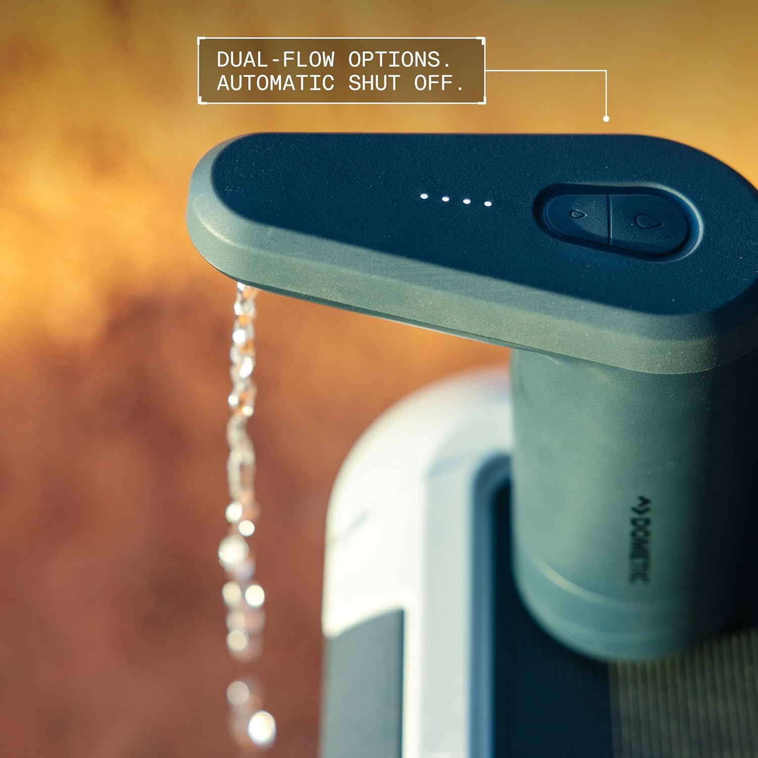 Dometic Recon 360 – Distributeur Portable d'eau - Robinet Pivotant à 360° pour Glacières Recon – Pompe et Batterie Incluses - pour Camping, Voiture