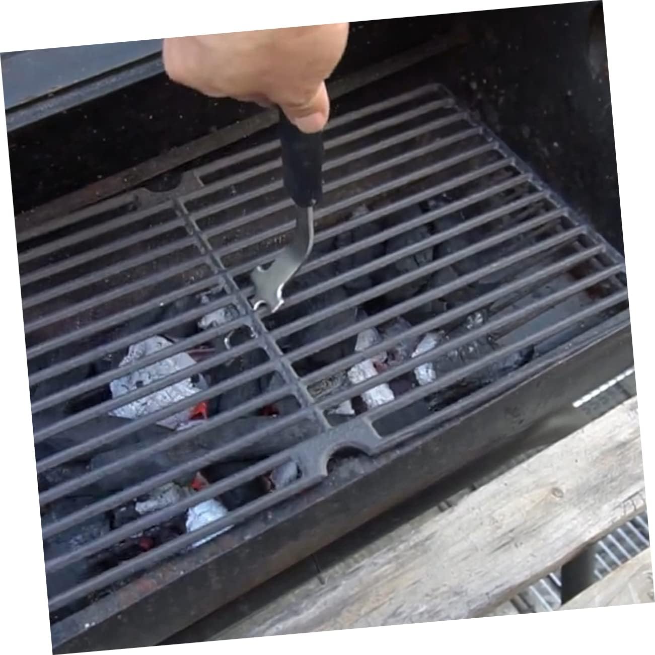 2pcs Stainless Steel Grill Gripper for Barbecue Net
