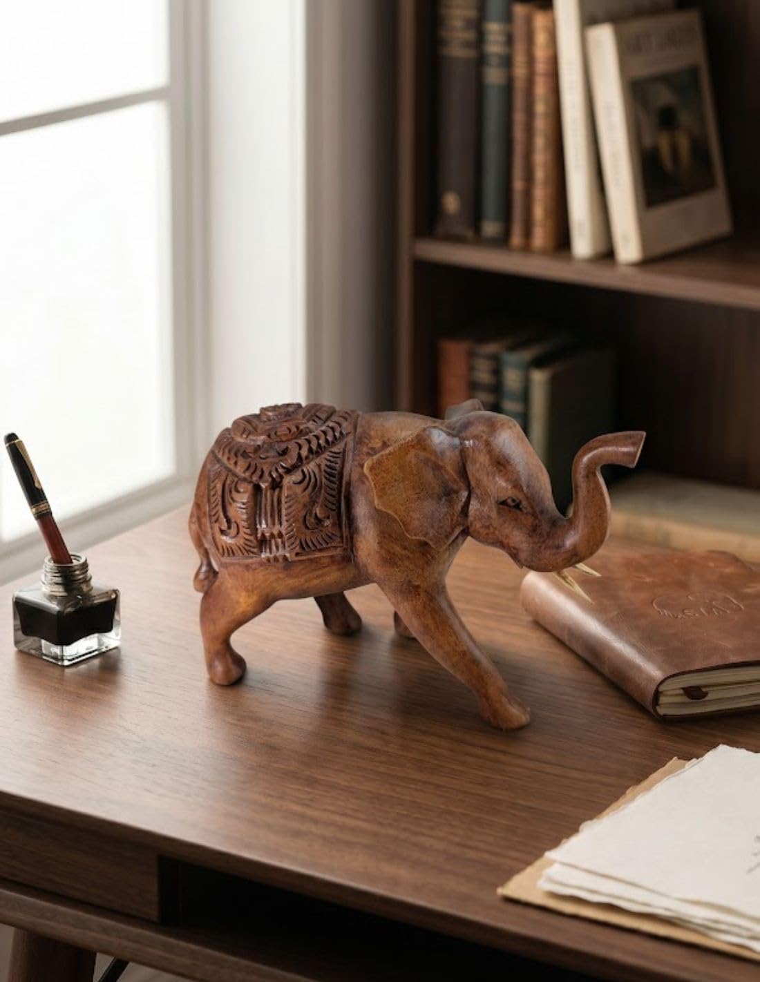 Artisanal Statue éléphant 20cm en Bois sculpté Main