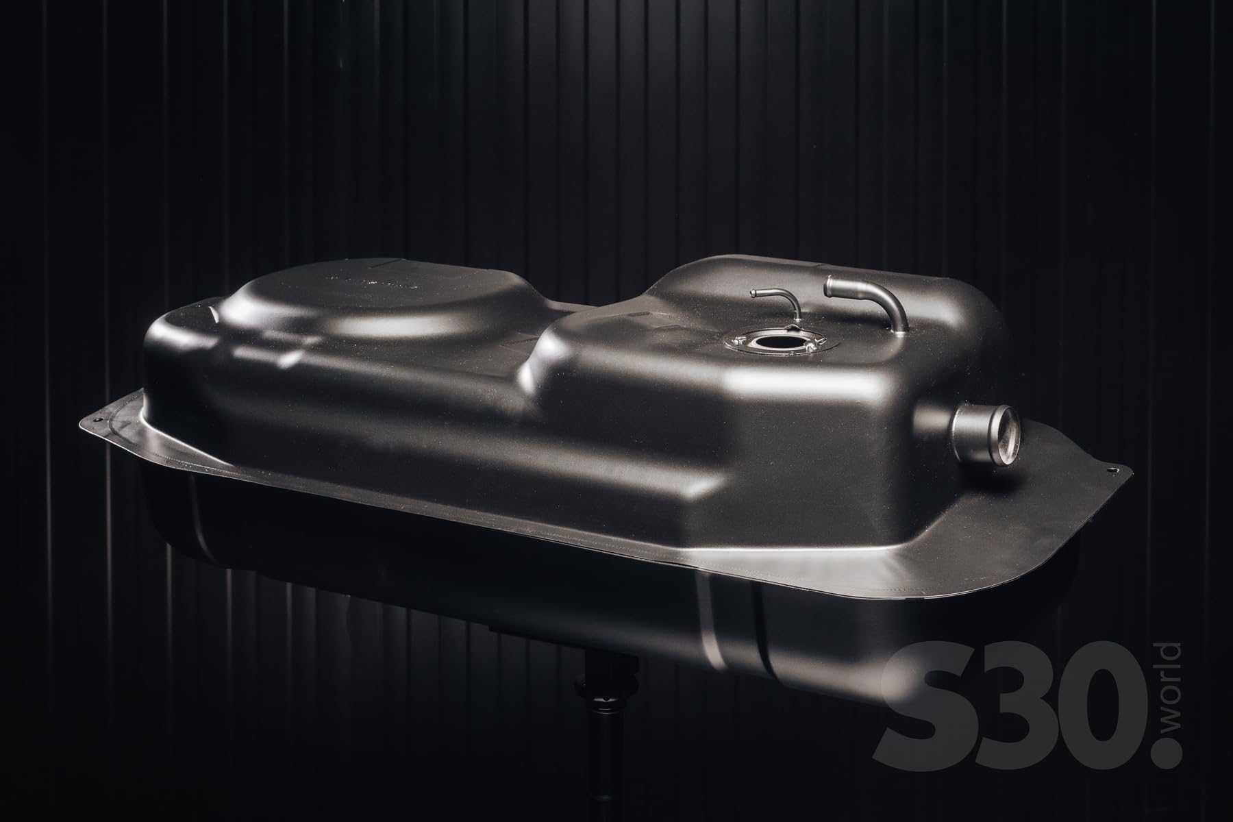 Amazon | 日産 280Z 燃料タンク01-77 till 12-78 Datsun 280Z