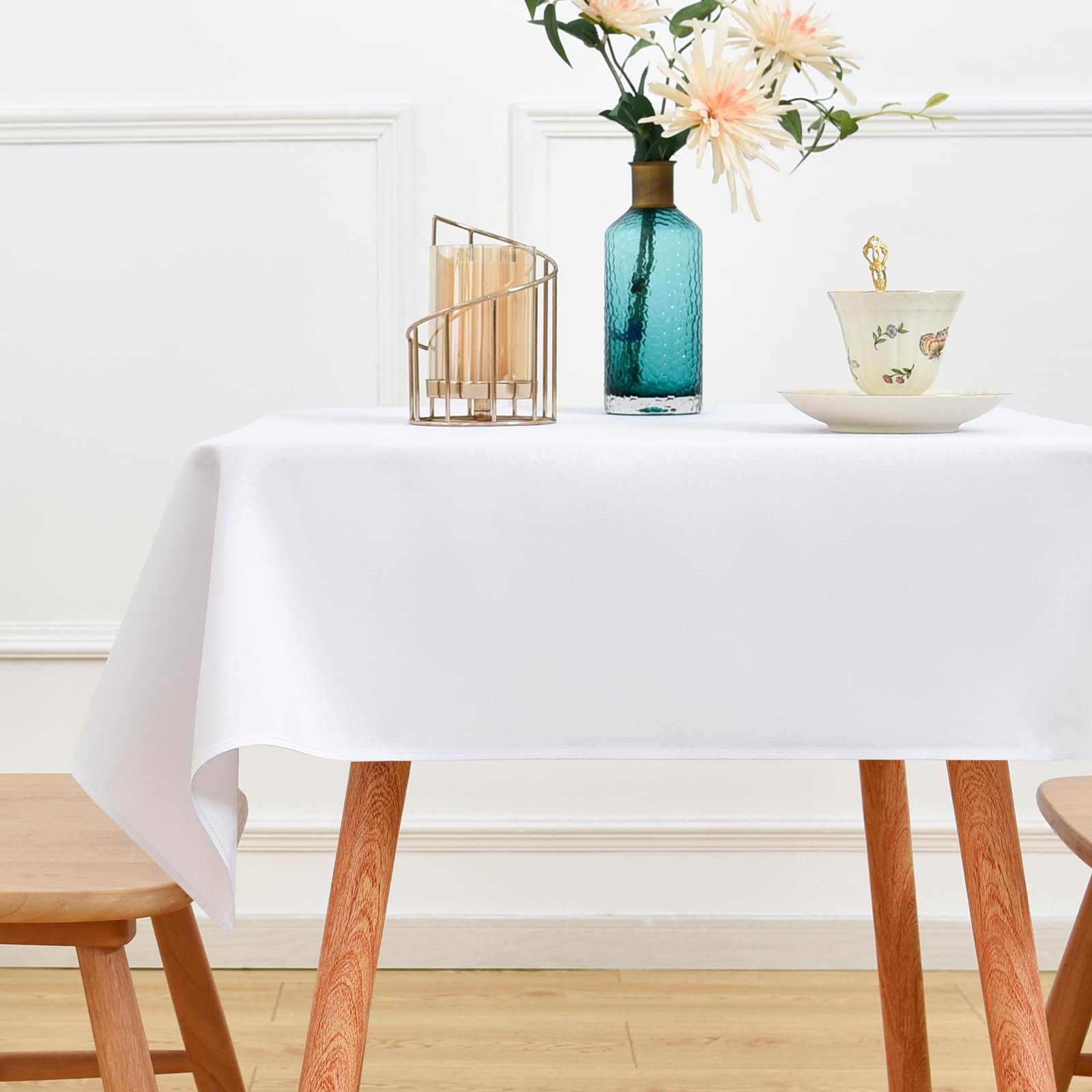 NEWISHER White Square Tablecloth Solid Color Tablecloths 107x107 cm