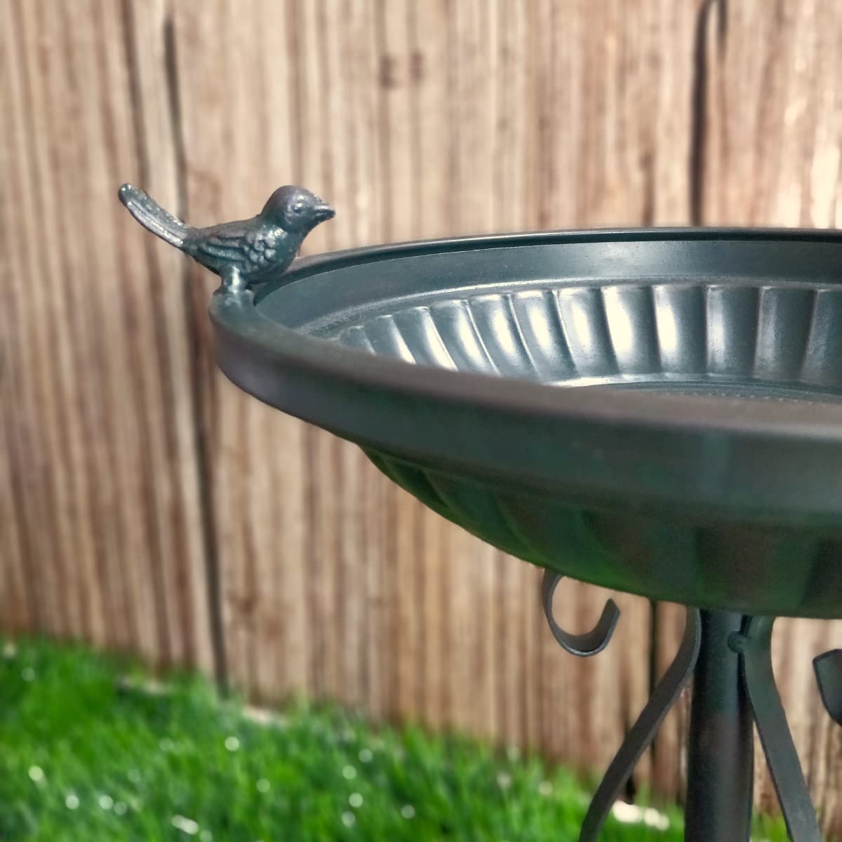 DARO DEKO Metall Vogel-Tränke anthrazit 68cm Vogelbad Wassertränke Gartendekoration