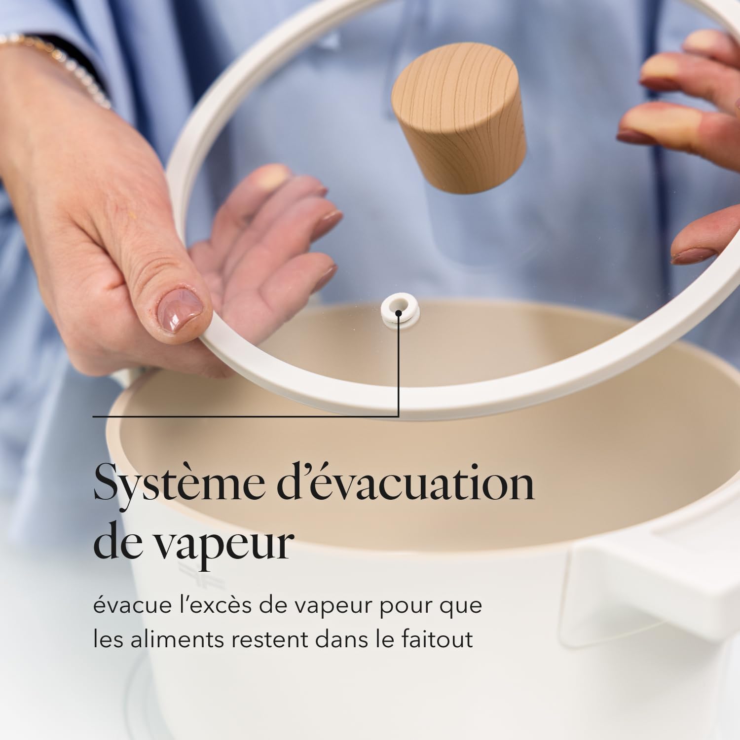 FLORINA Nube Casserole en aluminium | 24 cm | 5,8 l | Compatible induction | Revêtement céramique anti-rayures | Poignée Soft-Touch aspect bois | Couvercle en verre résistant à la chaleur