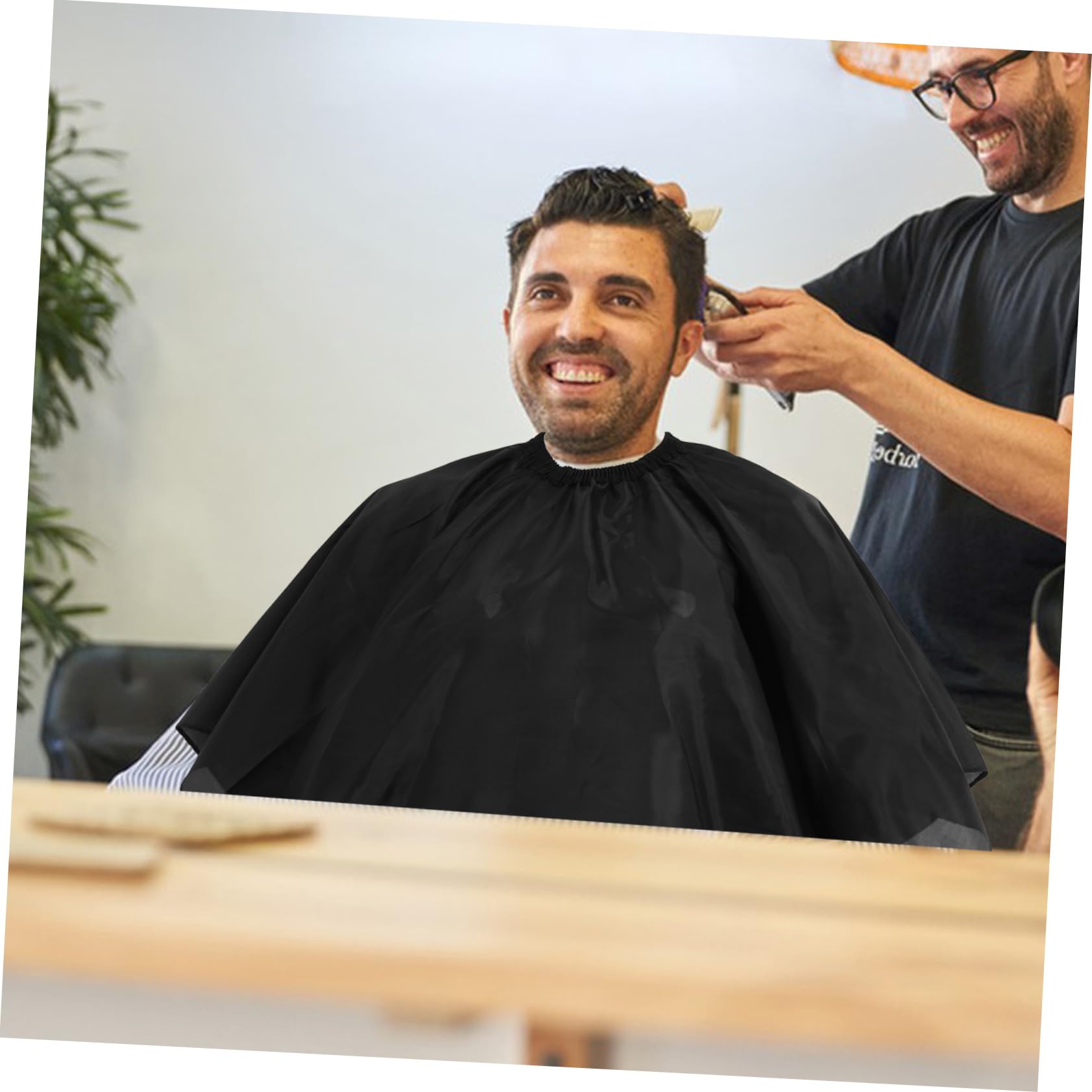 SHERCHPRY Tijeras para Peluquería Profesional en Acero Inoxidable Negro, Set de 1 para Crear Flequillo Natural Enredos, Ideales para Estilistas y Uso en Casa