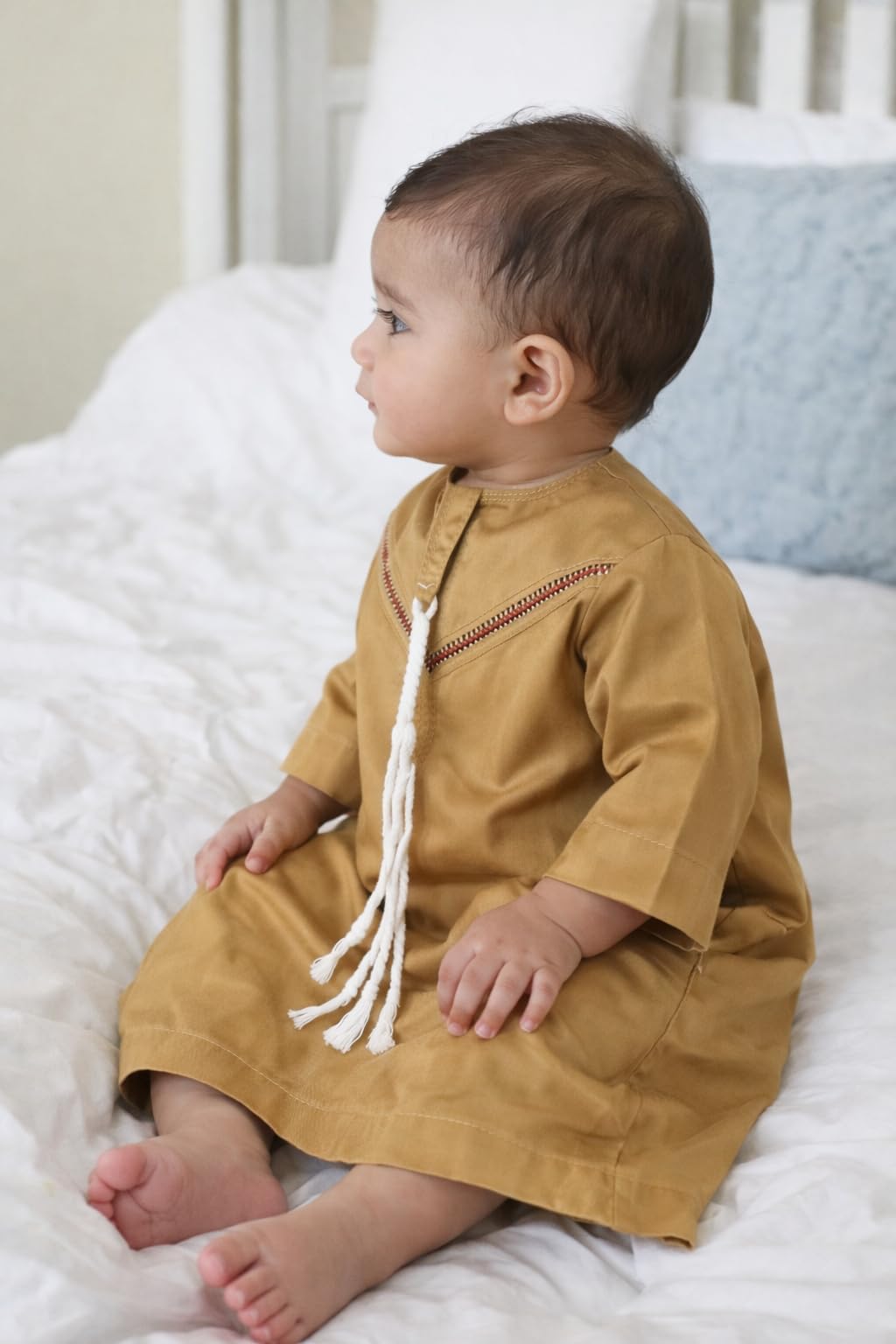 Omani Jubba for Baby Boys & Kids (6 Months – 6 Years) | Premium Cotton Polyester Blend Shiny Fabric | Lightweight Arabic Thobe for Kids | Best for Eid, Ramadan