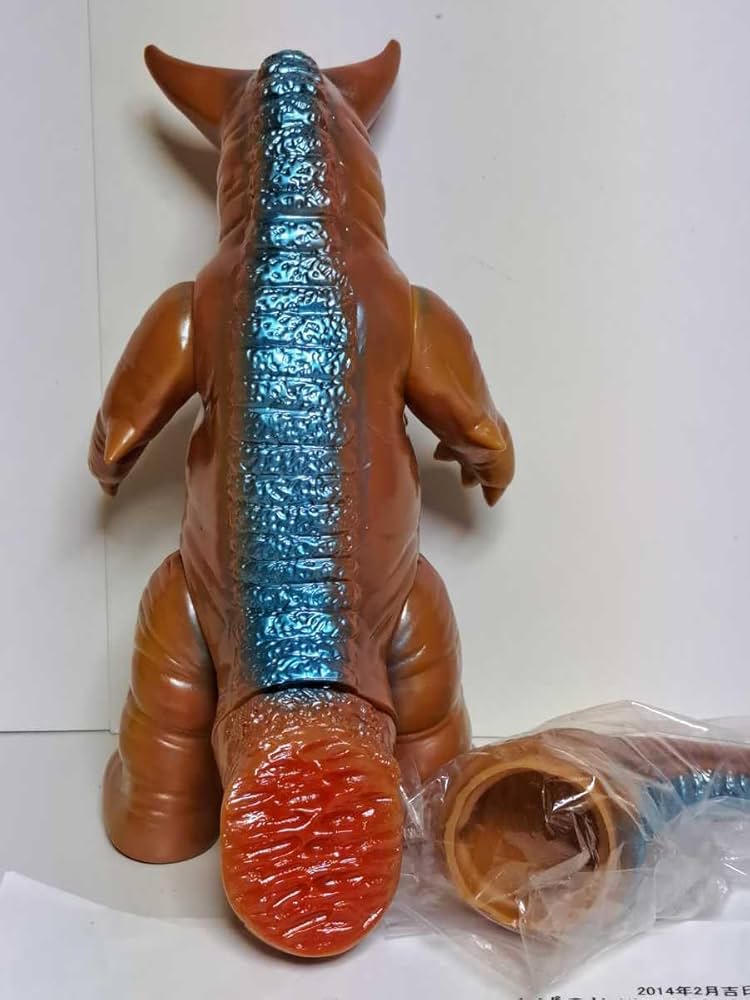 ゴモラ 復刻版ソフビ Amazon.co.jp: 限定復刻 ブルマァク ゴモラ ソフビ : おもちゃ