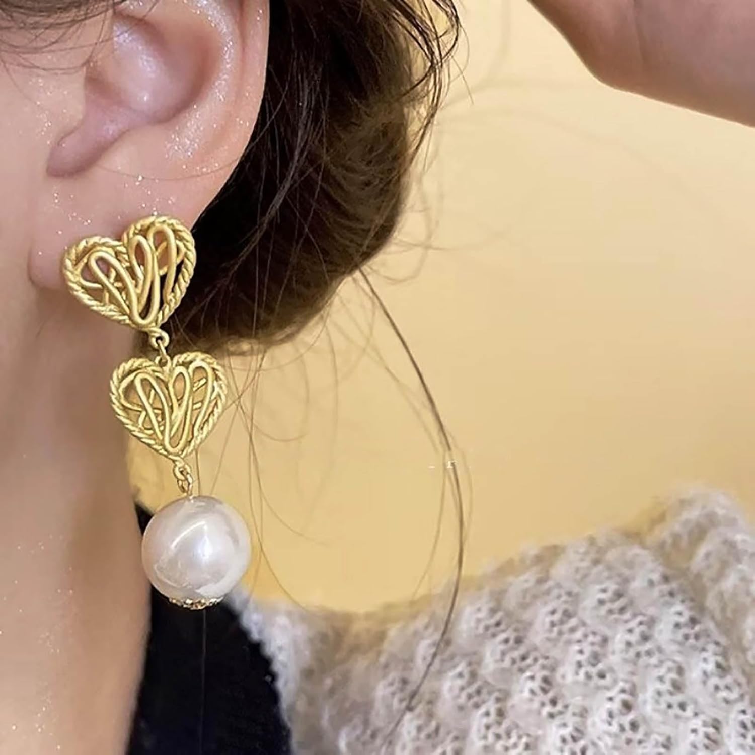 W WEILIRIAN Boho Love Heart Dangle Earrings Vintage Pearl Drop Earrings for Girls Gold Heart Earrings Hollow Heart Stud Earrings Jewelry for Women Gifts - Image 6