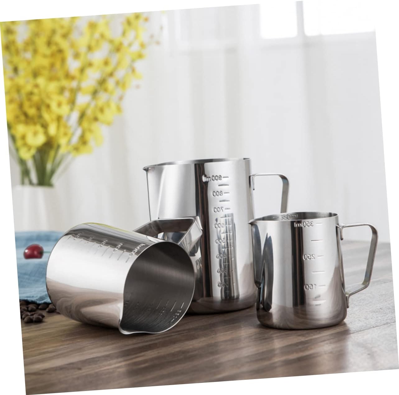 2pcs Stainless Pitcher Coffee Pulling Cup Cooking Beaker Stainless Steel Pitcher with Handle Measurement Cup Laboratory Measuring Cup Pouring Pitcher Scale Pull Flower Tank (x2pcs 350mlx2pcs)