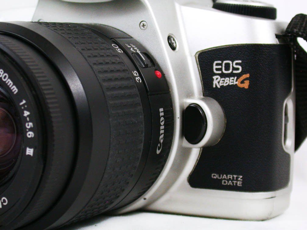 Canon EOS Rebel G QD 35mm SLR Film Camera with Canon Zoom Lens EF