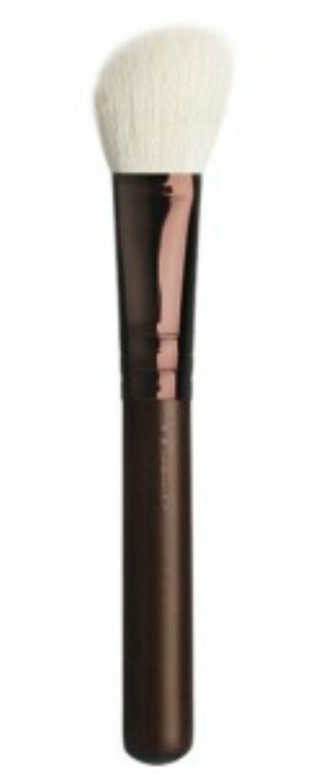 - Easy Go Angled Contour Brush - The Chocolate