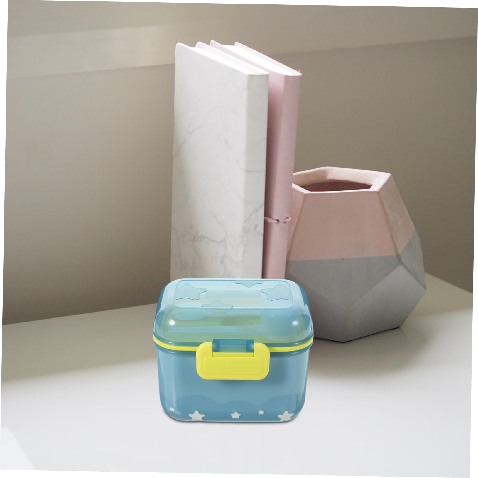 Yardwe Portable Formula Dispenser with Design Travel Milk Powder Storage Box for Go Feeding Convenient and Sanitary Storage for Formula and Spoon