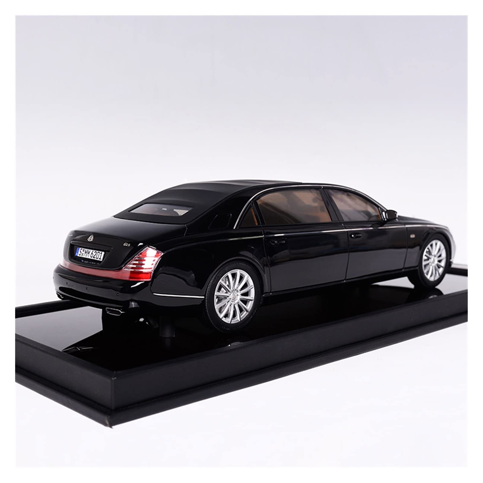 Amazon.com: Resin Car Vehicle Model 1 18 Fit for Maybach 62S