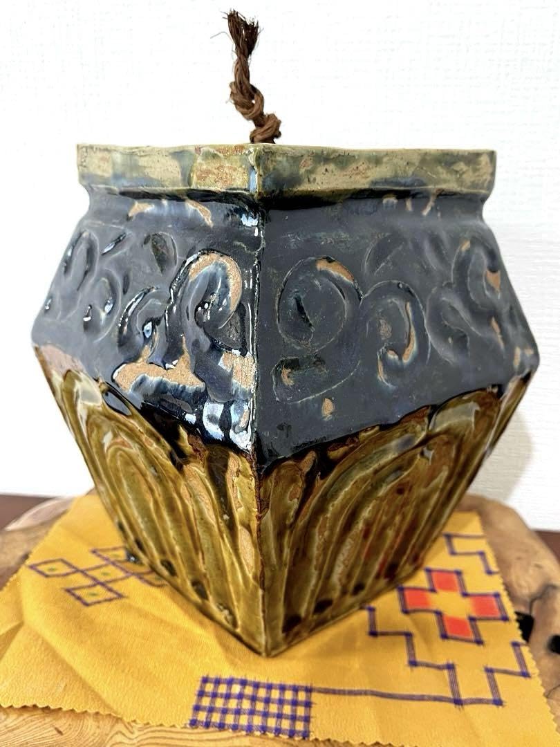 【仁王窯】壺屋焼 やちむん タラフー 大型タラフー 蓋物 蓋壺 甕 仁王窯】壺屋焼 やちむん タラフー 大型タラフー 蓋物 蓋壺 甕