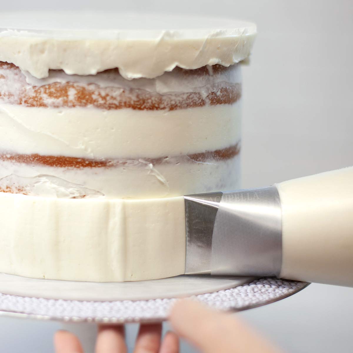 Lacupella Spritztüllen für Zuckerguss, groß, für Kuchen und Buttercreme, 2 Stück, XL, Edelstahl, wiederverwendbar, beschleunigt das Arbeiten auf großer Oberfläche