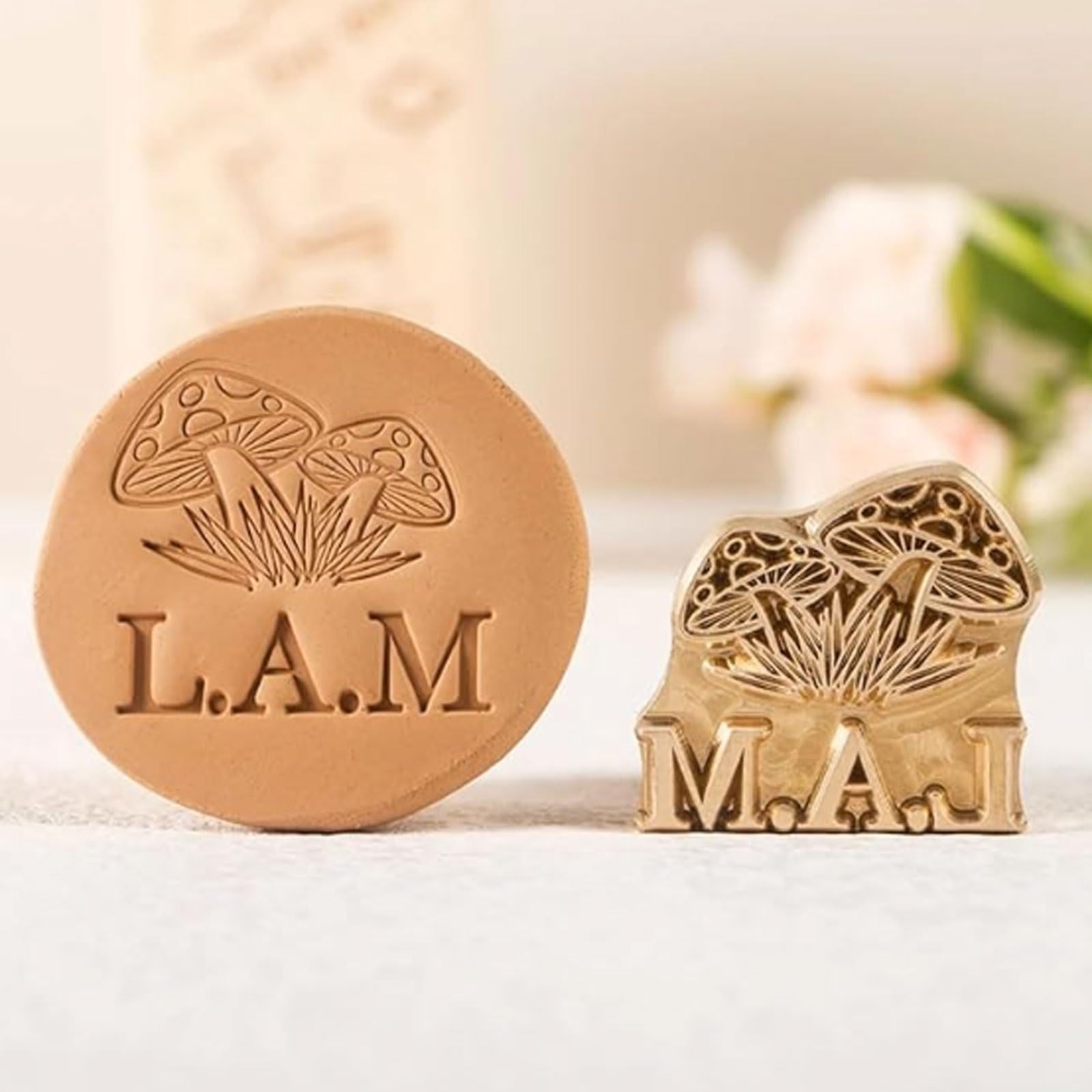 Timbro in argilla personalizzato, timbro in ottone personalizzato for ceramica, strumento for impronte creative con manico in legno cartello(2 Inches)