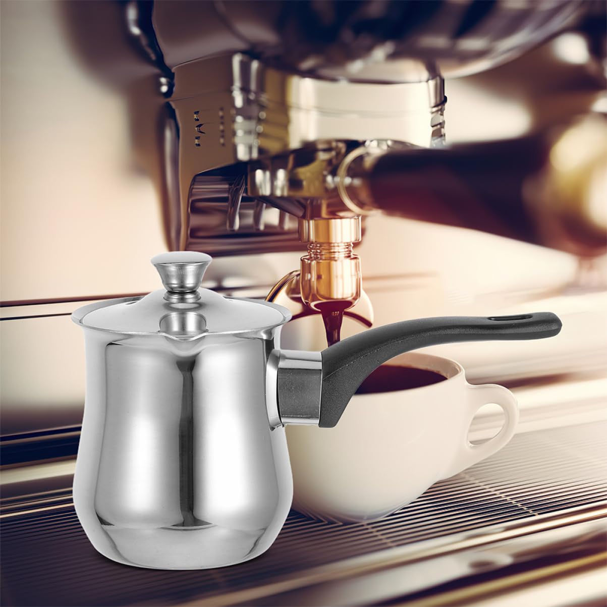 BESTOYARD Pentola Turca Facile da Usare e Versare con Coperchio da 540ml in Acciaio Inossidabile la Preparazione di Caffè Turco e Uso Familiare