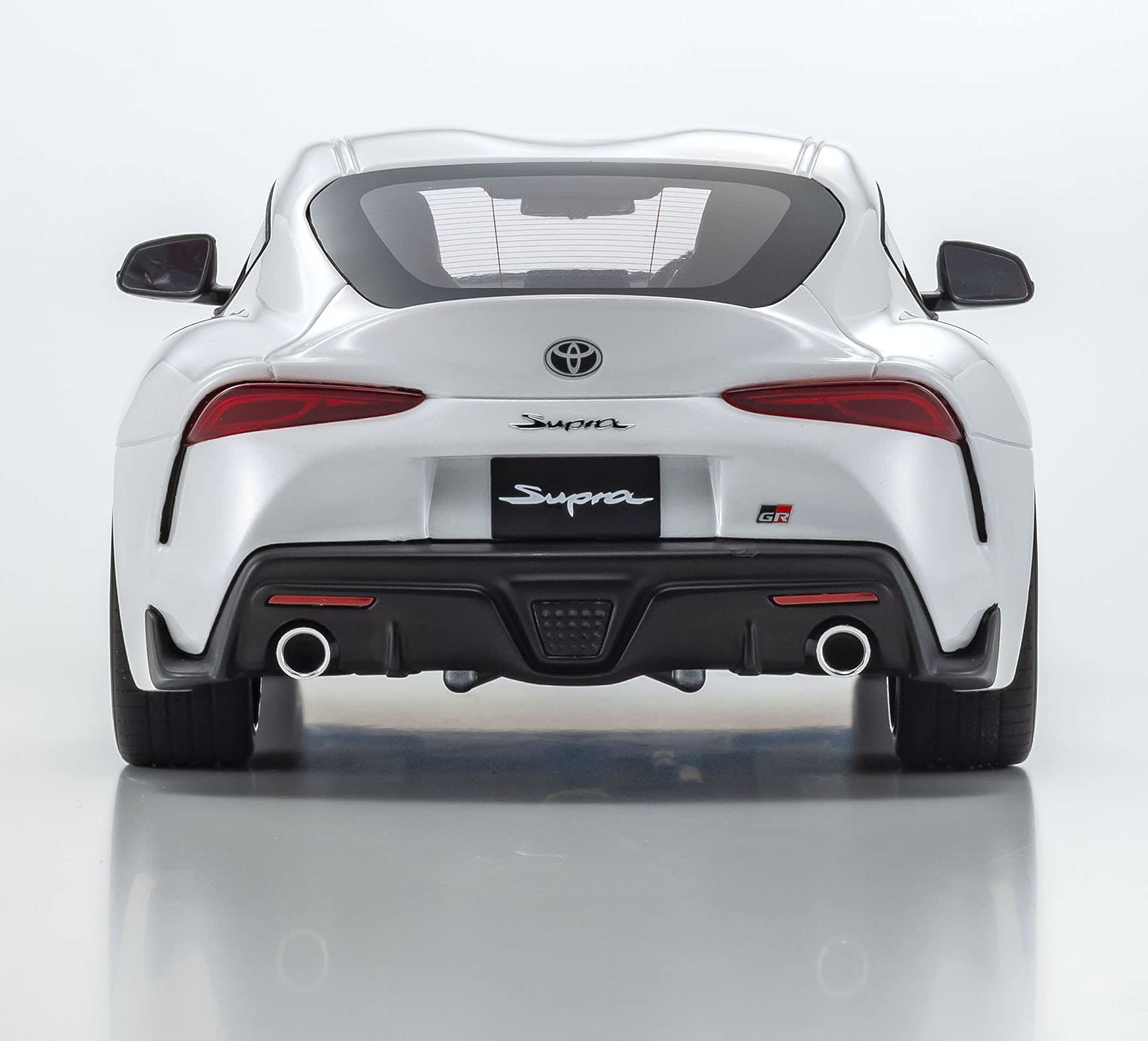 Amazon | samurai 1/18 トヨタ GR スープラ ホワイト 完成品