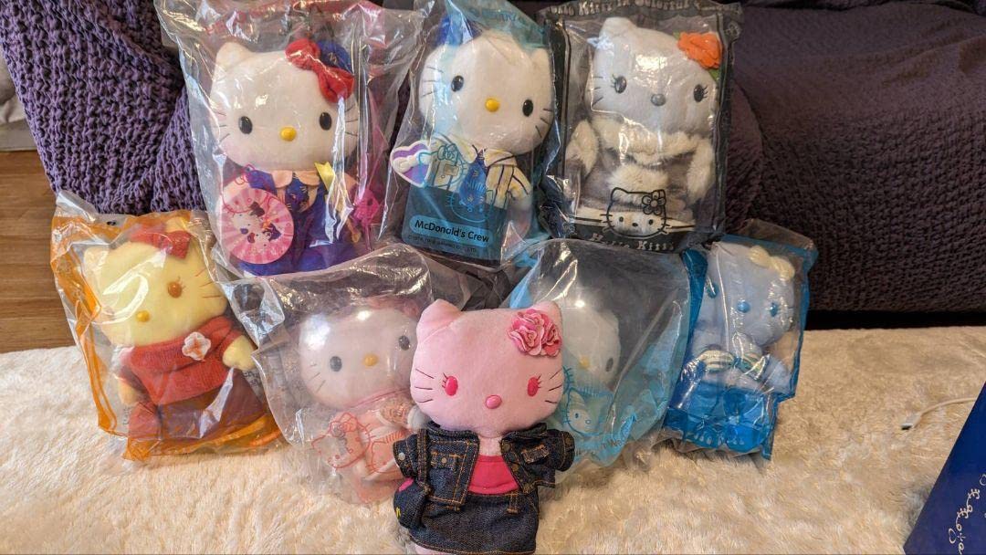 Amazon.co.jp: キティ 2000年 マクドナルドコラボ ぬいぐるみ : おもちゃ