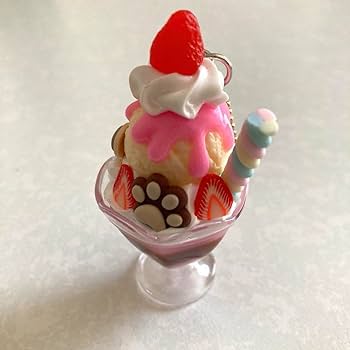いちごパフェ☆NO.417☆ぷっくりハートキーホルダー４個セット いちごパフェ☆様専用NO.417☆ぷっくりハートキーホルダー4個セット
