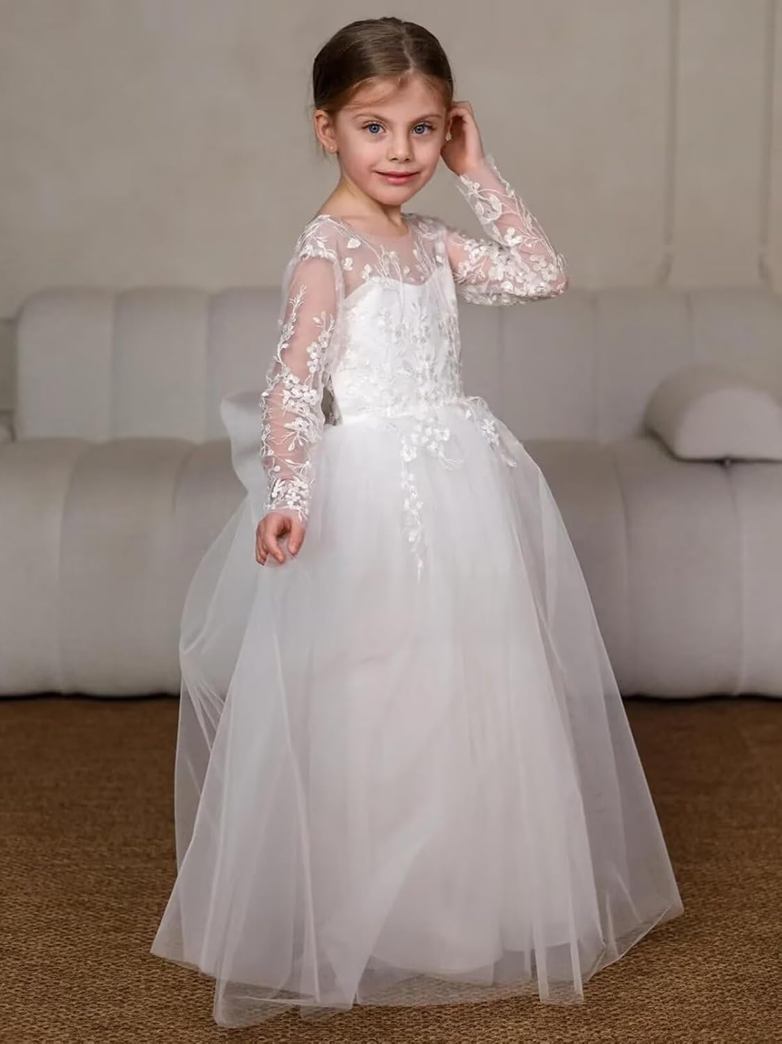 Lace Applique Flower Girl Dress for Wedding Tulle Long Sleeves Bow Knot V-Back Satin Crew Neck Party Ball Gowns