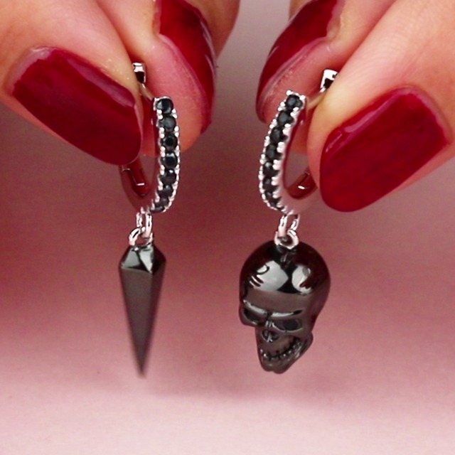 Amazon.com: Gnoce Skull and Awl Earring Set S925 Sterling Silver