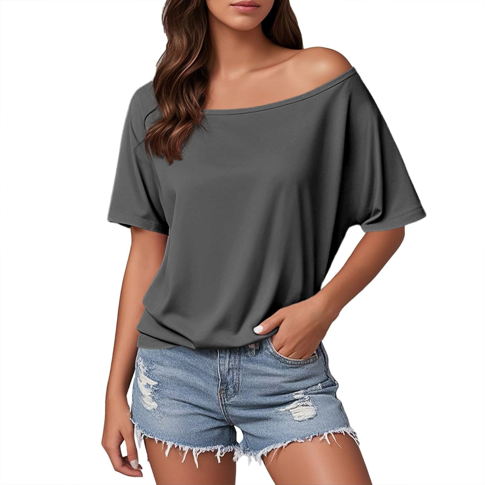 Robe de nuit grande taille aux finitions soignées et coupe fluide