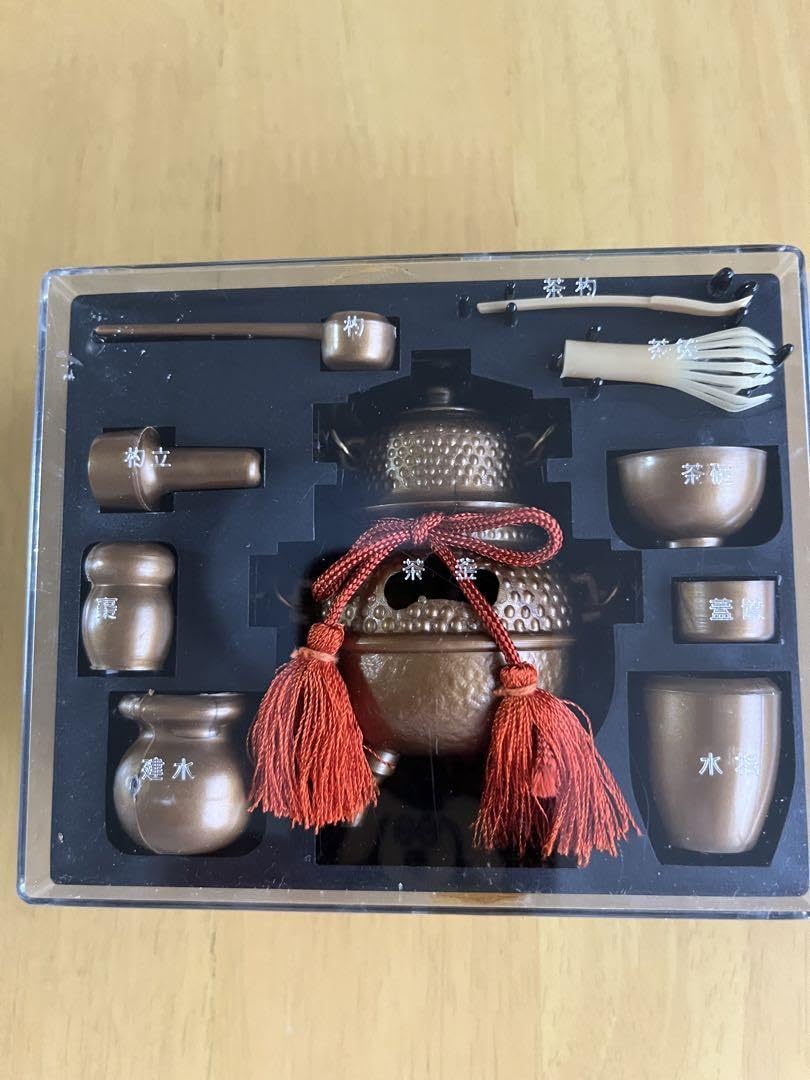 お茶道具まとめての1部・茶釜です Amazon.co.jp: ミニチュア お茶道具一式 茶釜、抹茶茶碗、茶筅