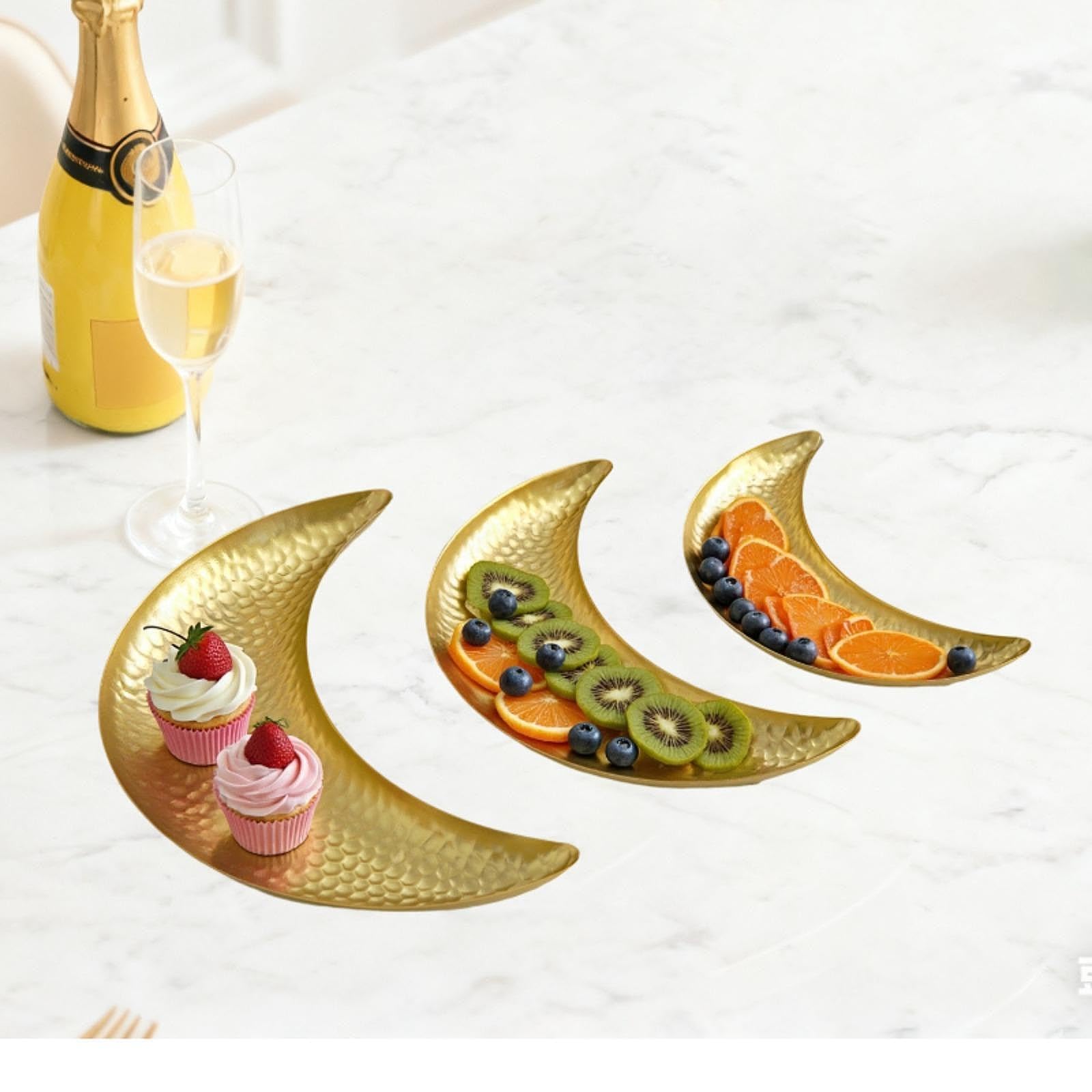 Plateaux de Service En Métal En Forme (3 Pièces) pour Fruits, Fromages et Autres Amuse-gueules.