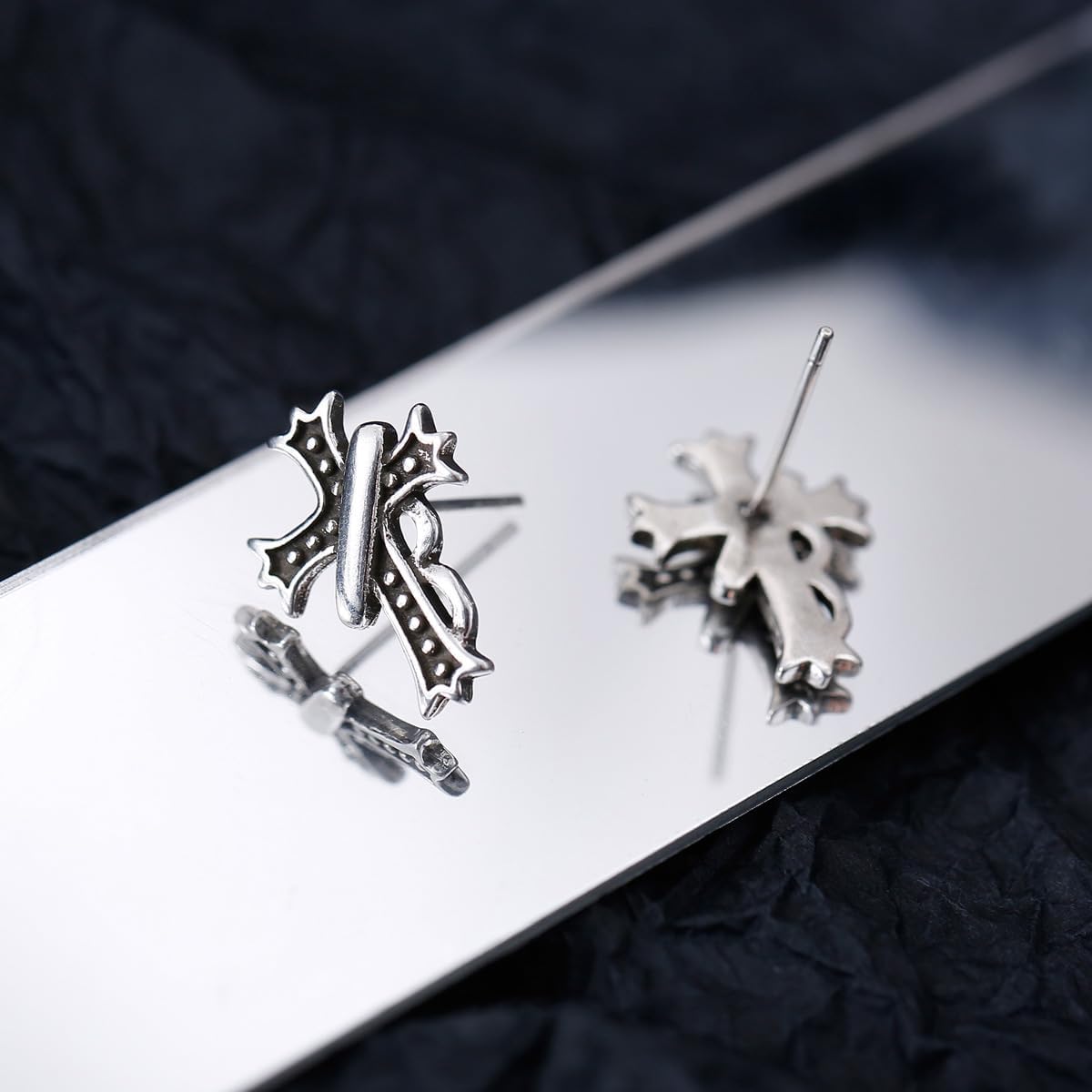Mens Cross Earrings 925 Sterling Silver Vintage Cross Stud Earrings for Mens Womens Crucifix Amulet Jewelry Gift for Christmas Day Thanksgiving Halloween Valentine Day Gifts for Him