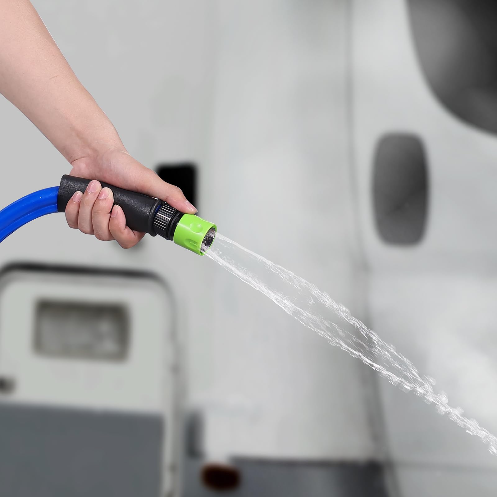 VEVOR Tubo Acqua Riscaldata 15,2 m per Camper, Tubo Acqua Potabile Riscaldato Antigelo Fino a -42,7°C, Autoregolante Automatica, ID 158 mm con Set Raccordi Collegamento Rapido, Senza Piombo e BPA