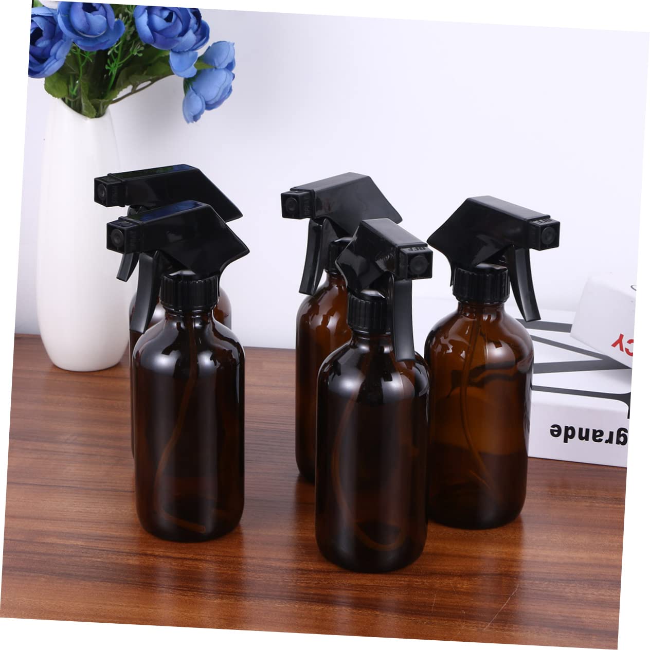 Healeved Braune Glas Sprühflaschen 250ml Nachfüllbar und Einfach zu Bedienen 4 Stück für Aromatherapie und Reinigungsprodukte