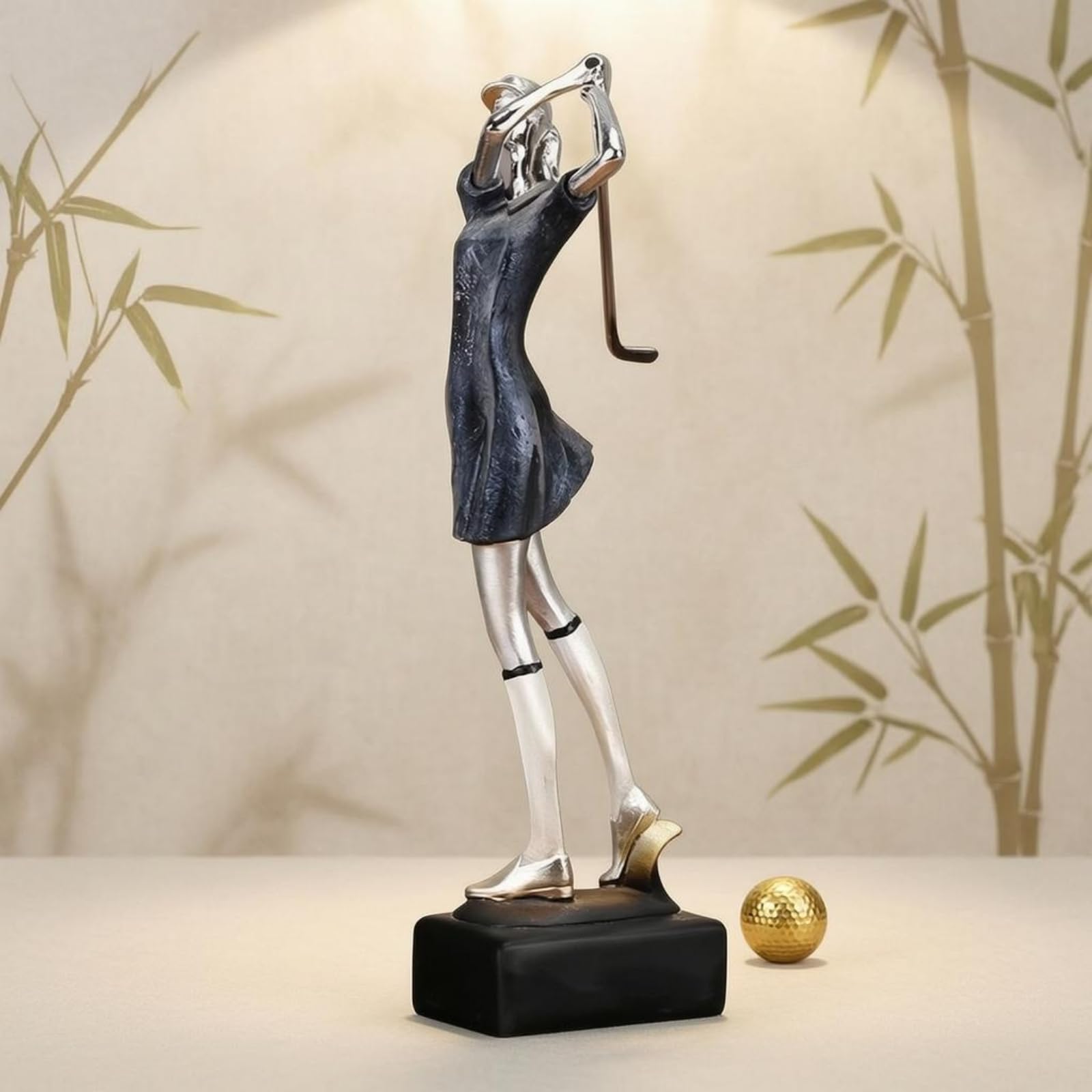Statuetta Golfista Scultura Decorazione Ornamento Figura Resina con Design Riflessivo E Profilo Minimale su Base Stabile Adatta per Ufficio Vetrina, Stile Golfista Uomo