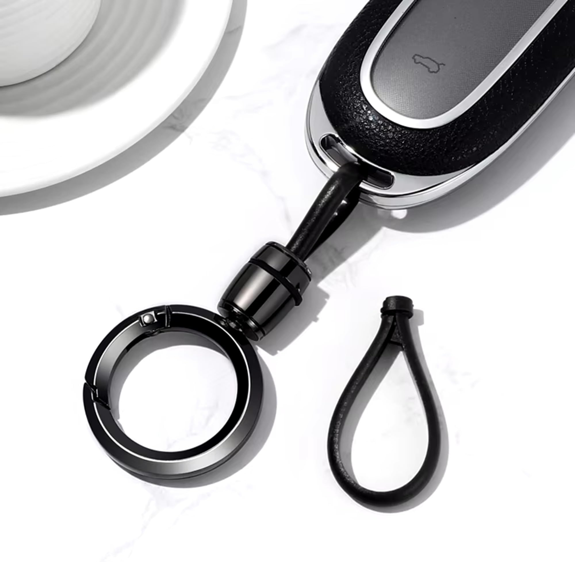 Car Key Holder – Zinc Alloy Key Chain Slim Gift with Metal Key Ring, Car Key Accessories, Key Protection, Scratch-Resistant With 2 Loops (Round)