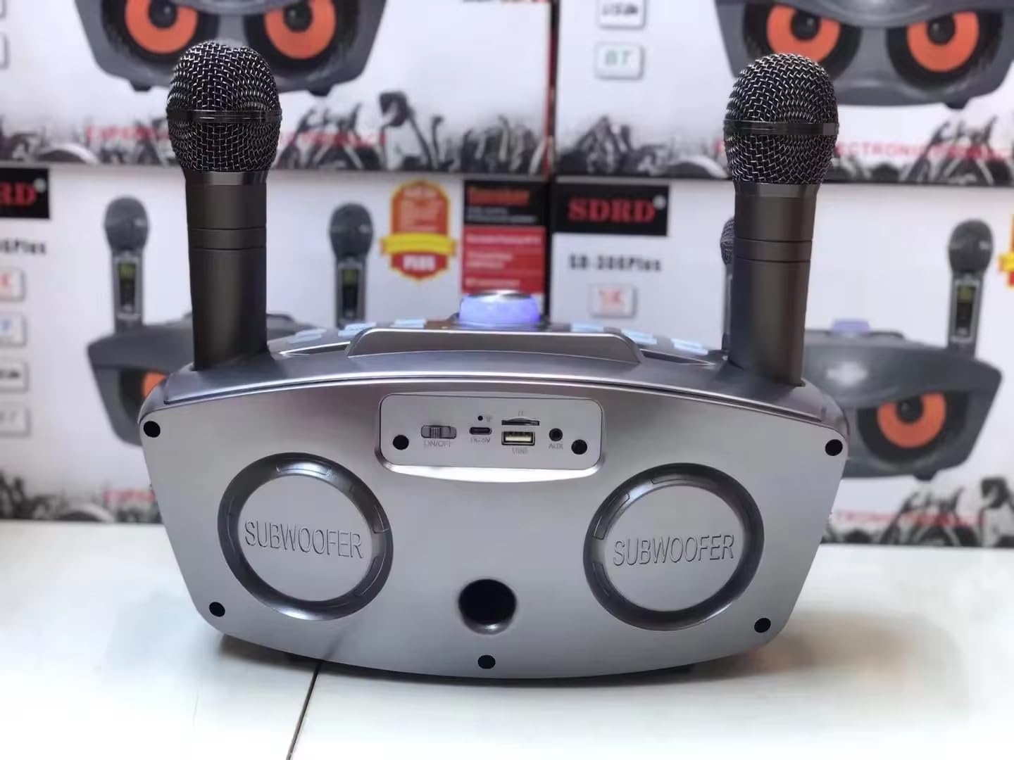 Macchina per karaoke portatile per adulti/bambini, senza fili, con altoparlante Bluetooth con 2 microfoni, sistema KTV per la famiglia, 30 W, ad alta potenza, doppio microfono, per feste, eventi