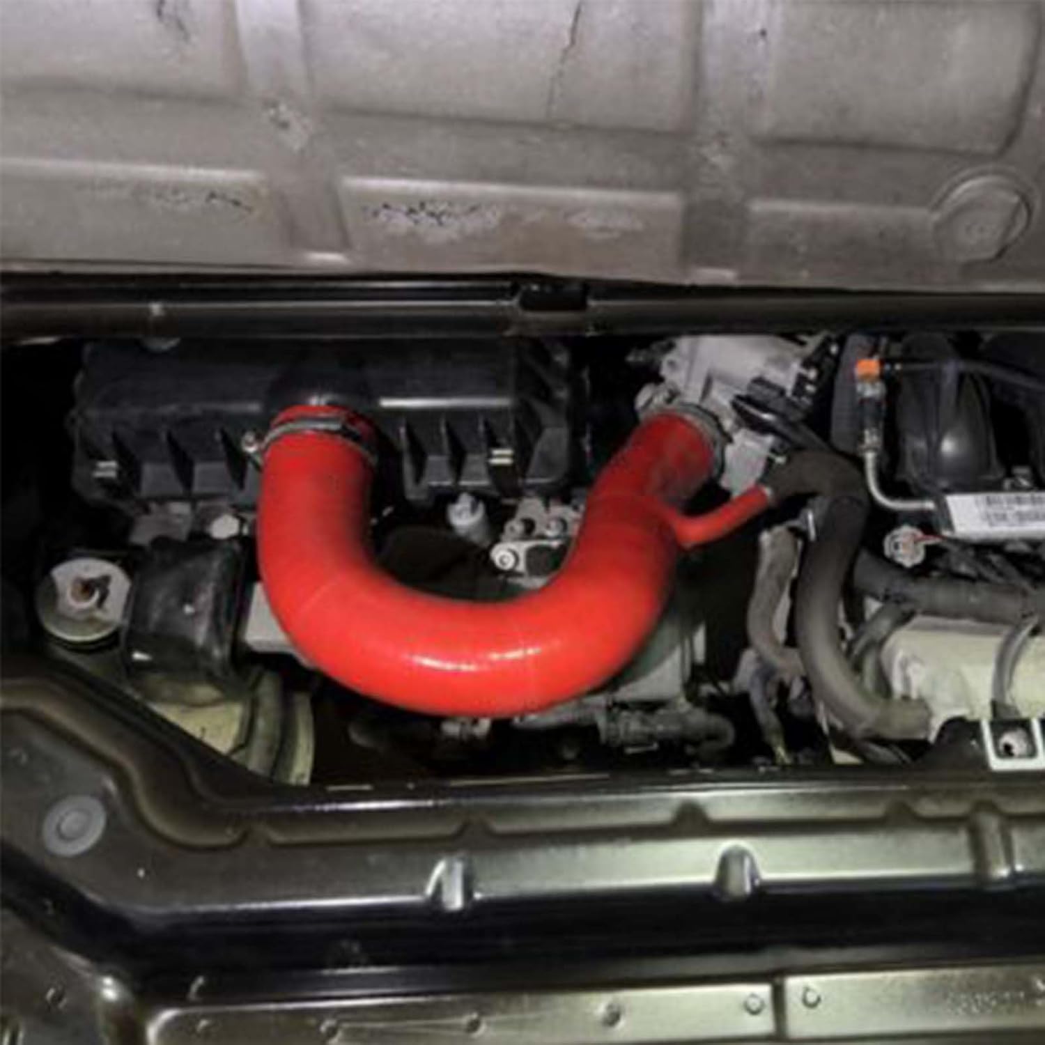 Fit Smart Fortwo 451 1.0L 61PS 71PS 2008 onwards Non-turbo Silicone Air Intake Hose Kit 4-Plyer (Red)