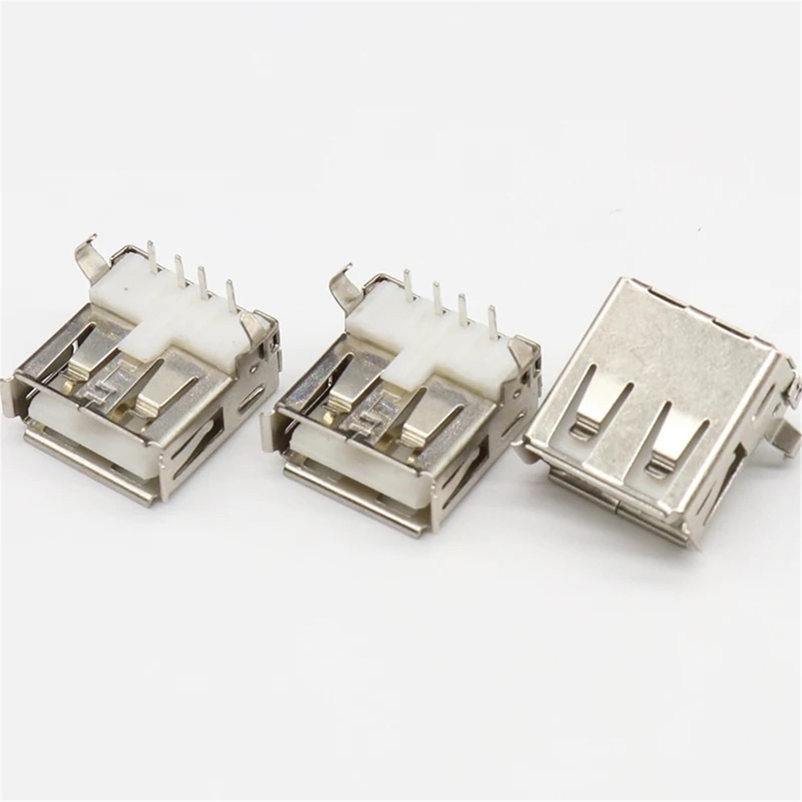 Conector hembra tipo A de 4 pines G54 soluciona holguras y fallos de carga USB 5