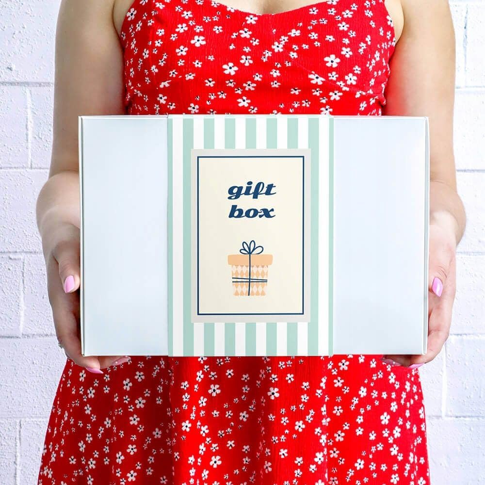 ZESTAW BIG BOX "TEA GIFT SET" - HERBATY SYPANE ŚWIECA SOJOWA KUBKI Z ZAPARZACZAMI NA PREZENT UPOMINEK DLA KOBIETY FACETA DZIEWCZYNY CHŁOPAKA MAMY TATY BABCI DZIADKA