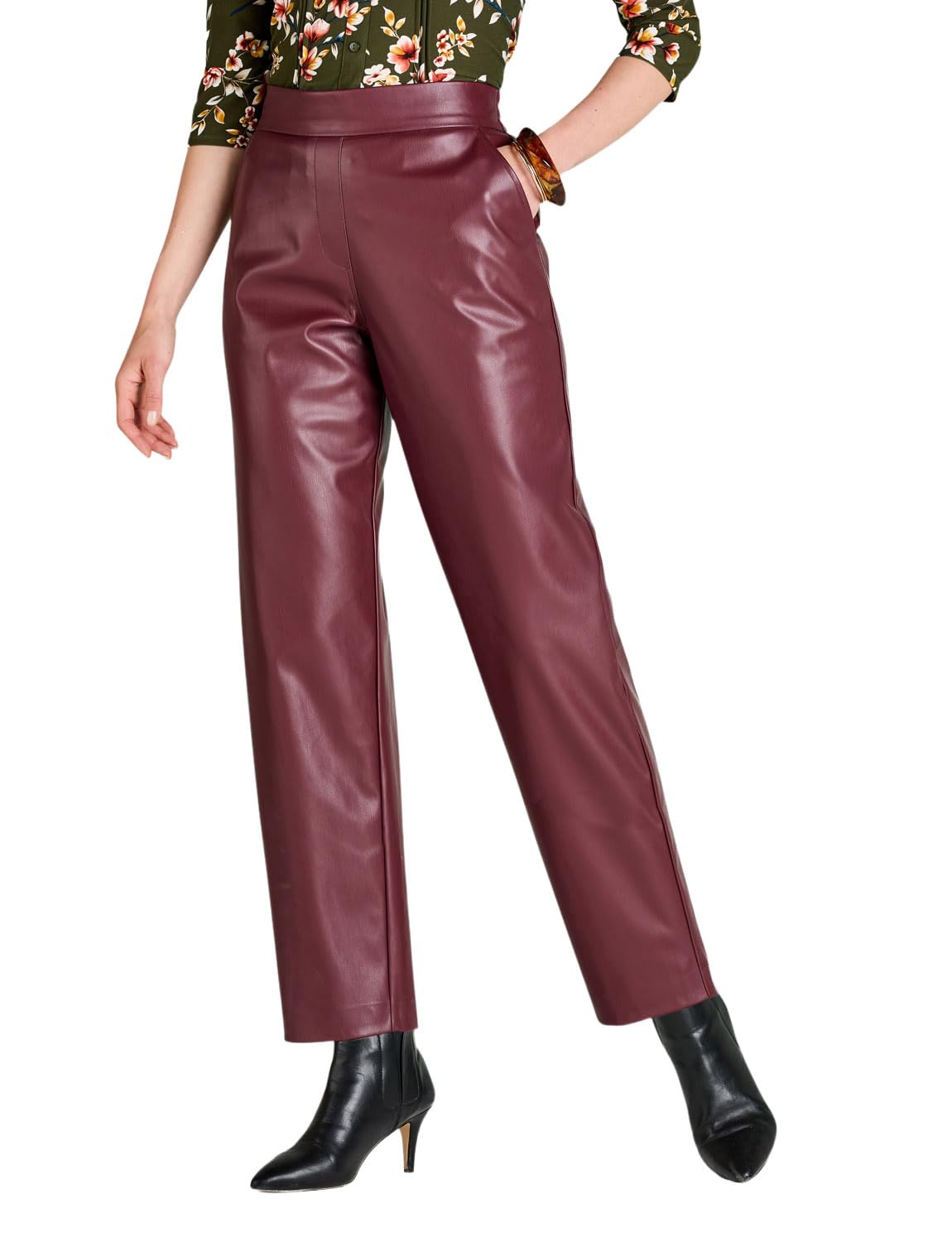 Ladies Faux Leather Pull-On Trousers – Soft Leather Look with Elasticated Waist & Slant Pockets | Chic Wardrobe Essential