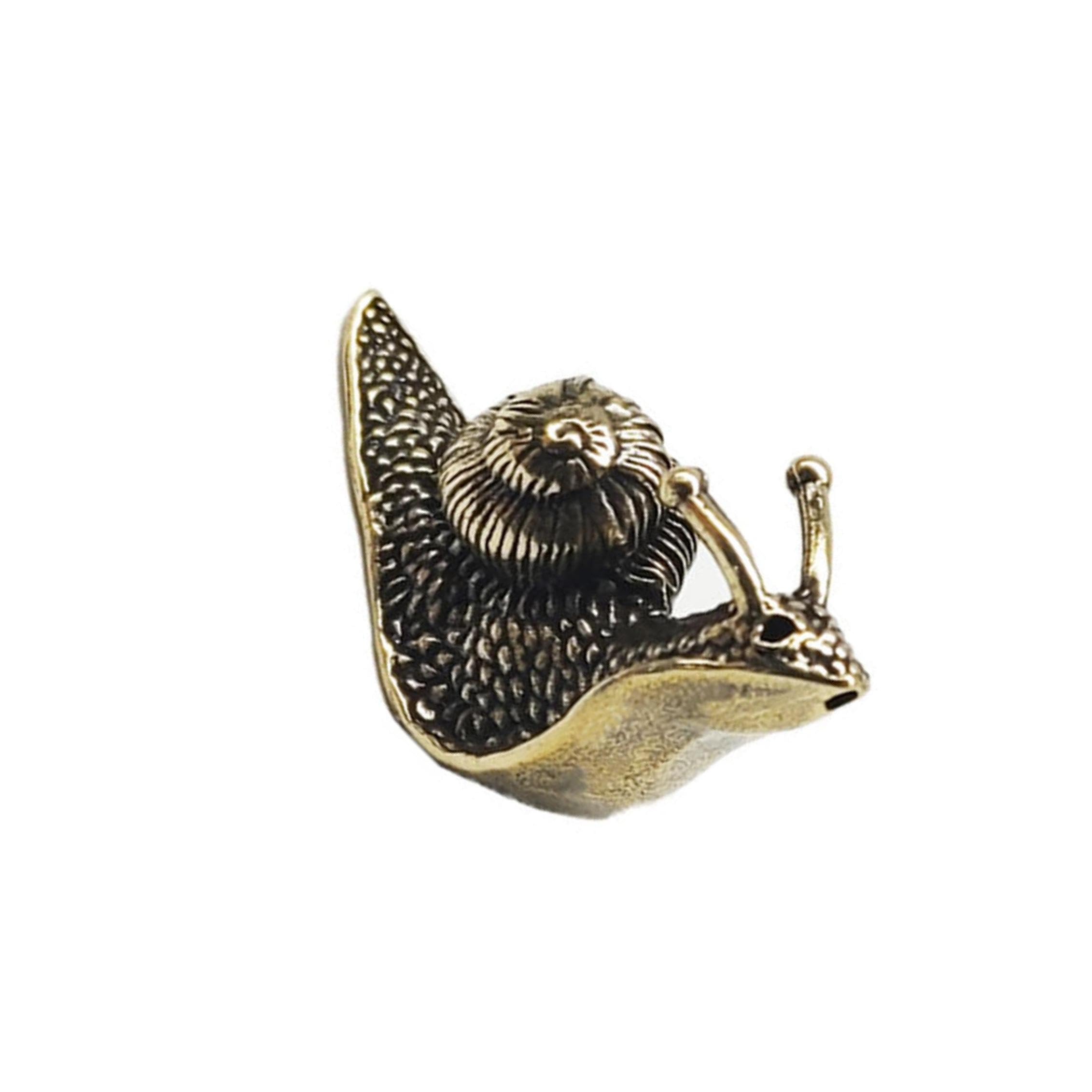 ALCXAZS Beautifully Crafted Decorative Pure Copper Animal Figurine Vintage Style Miniature Sculpture Living Room Display Living Room Desktop Tabletop