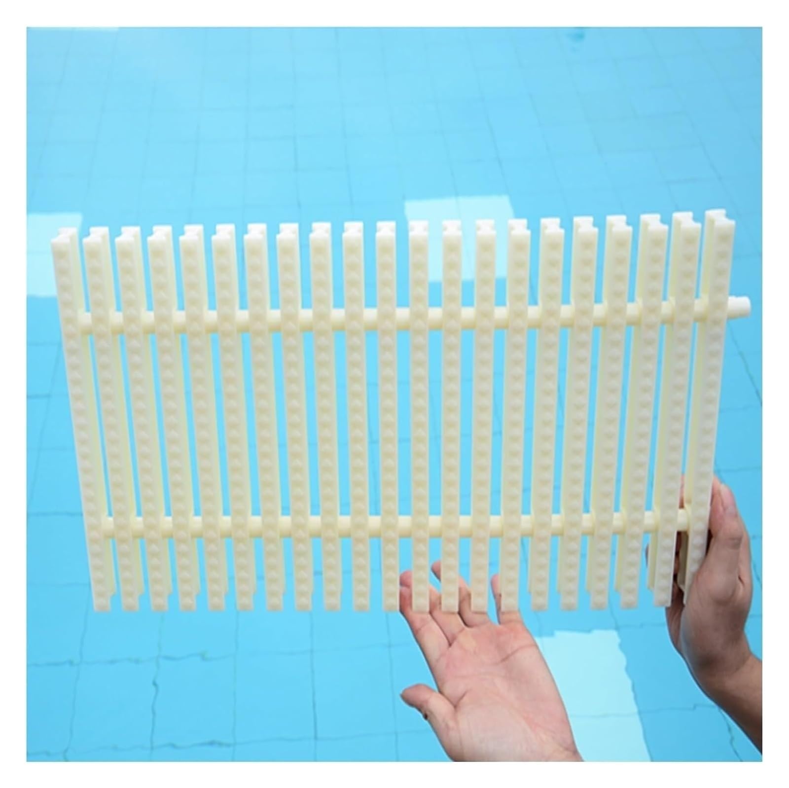 Grille de piscine robuste avec couvercle antidérapant pour drainage sûr des égouts