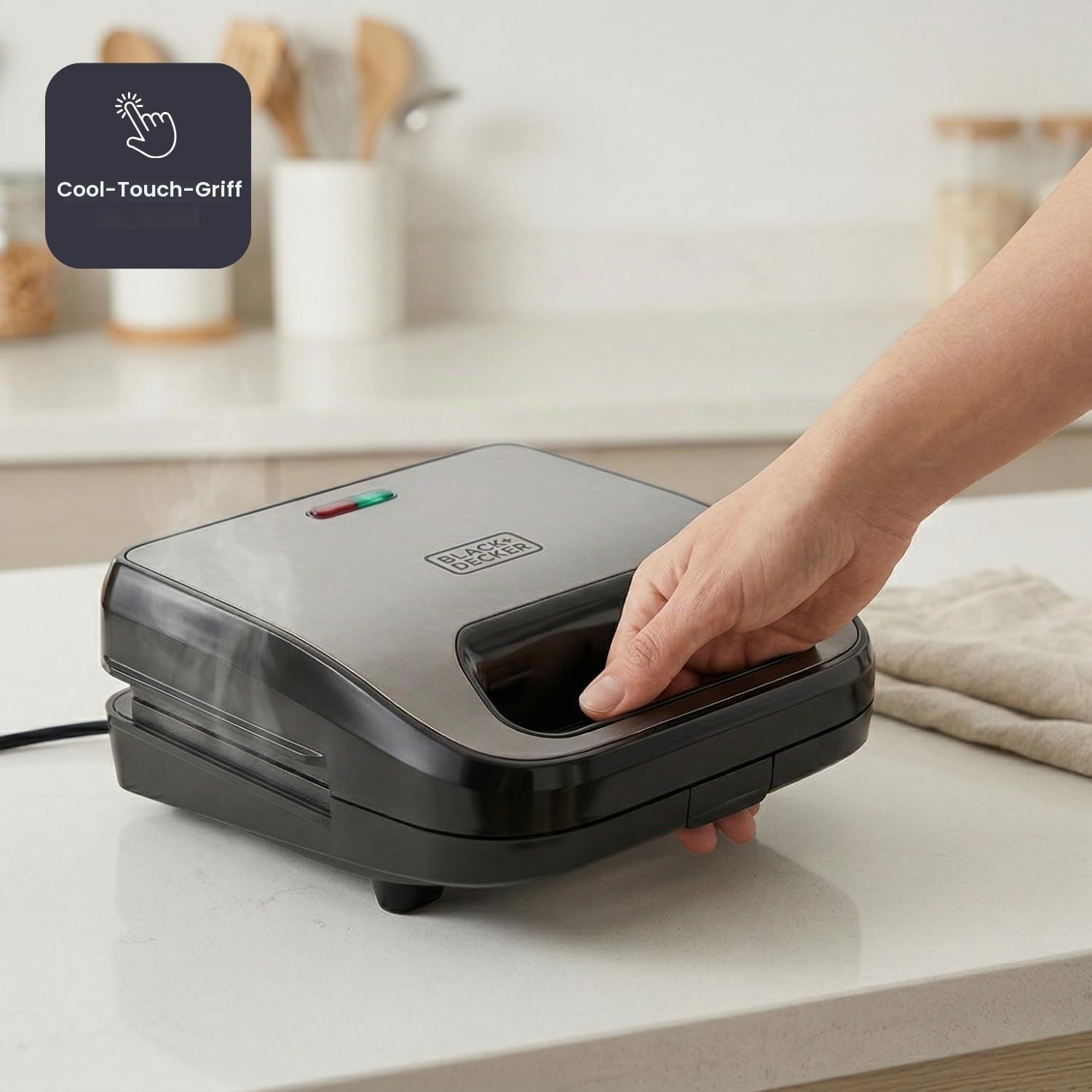 Black+Decker - Sandwichmaker 3-in-1 BXSA754E | 750W | Austauschbare Platten für Sandwich, Grill und Waffeln | EasyEject Technologie | Antihaftbeschichtung | Ultraschnelles Aufheizen | Cool-Touch | LED