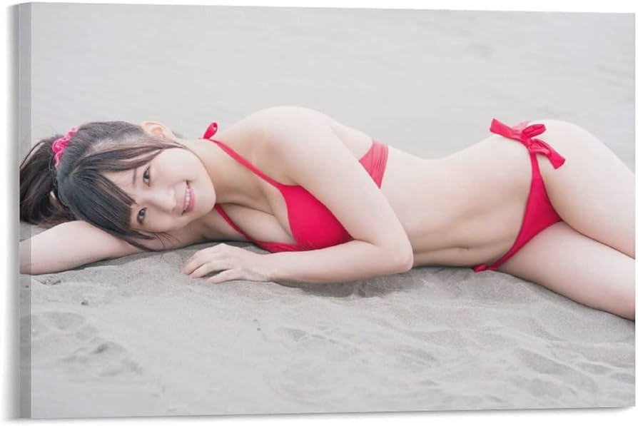 稲場愛香　水着 